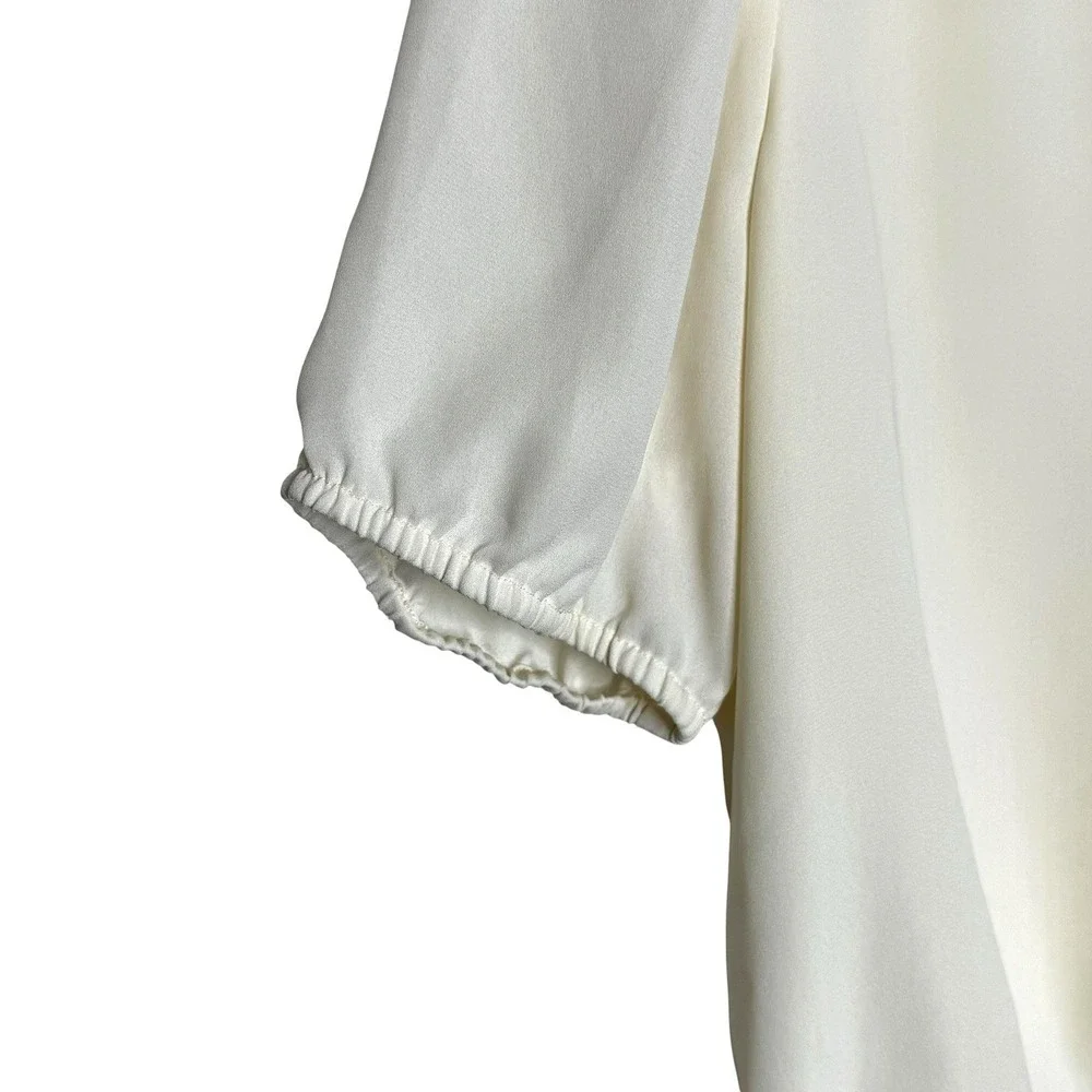 ASTR‎ The Label Women's Blouse White Cream Size L Button Front Puff Sleeves